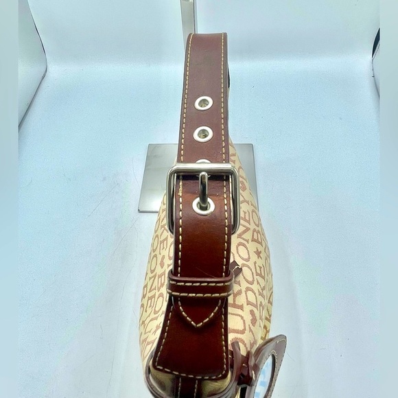 A DOONEY & BOURKE MONOGRAM PURSE OF  COATED COTTON WITH LEATHER ACCENTS. - Picture 10 of 16